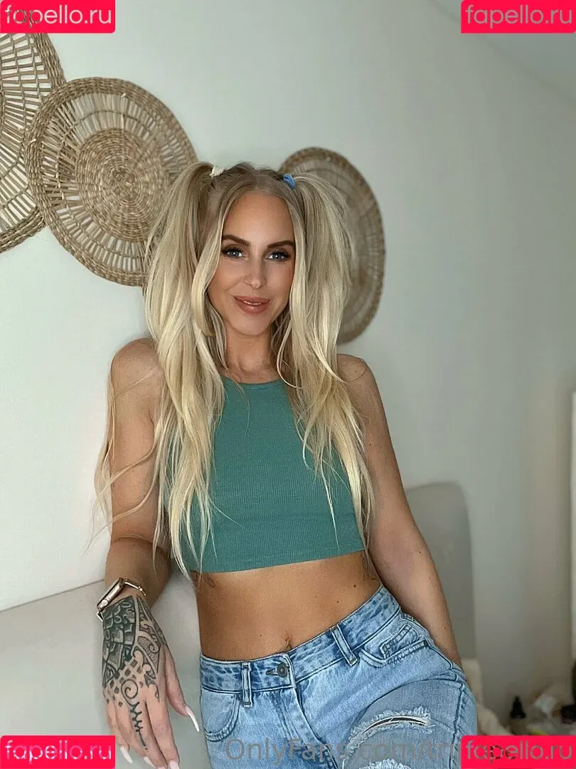 lee_hart_xx Onlyfans Photo Gallery 