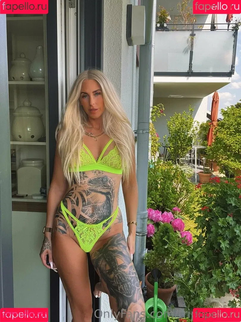 lee_hart_xx Onlyfans Photo Gallery 