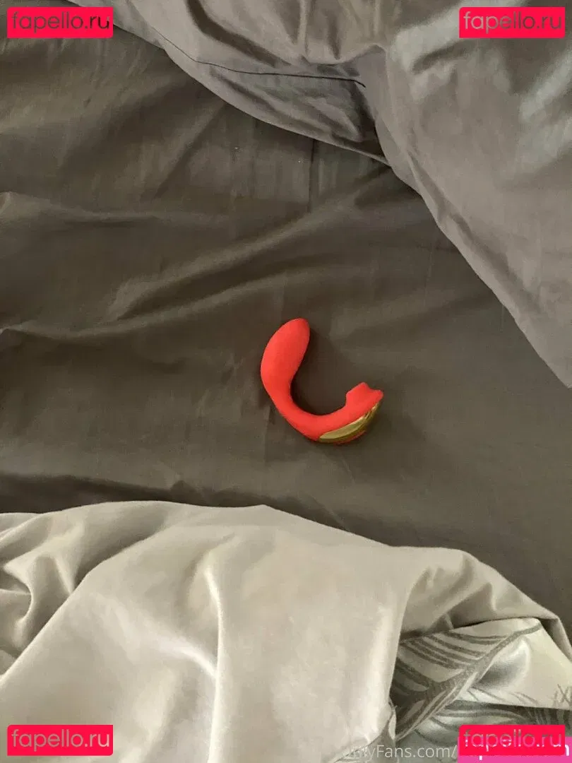 beachblondde Onlyfans Photo Gallery 