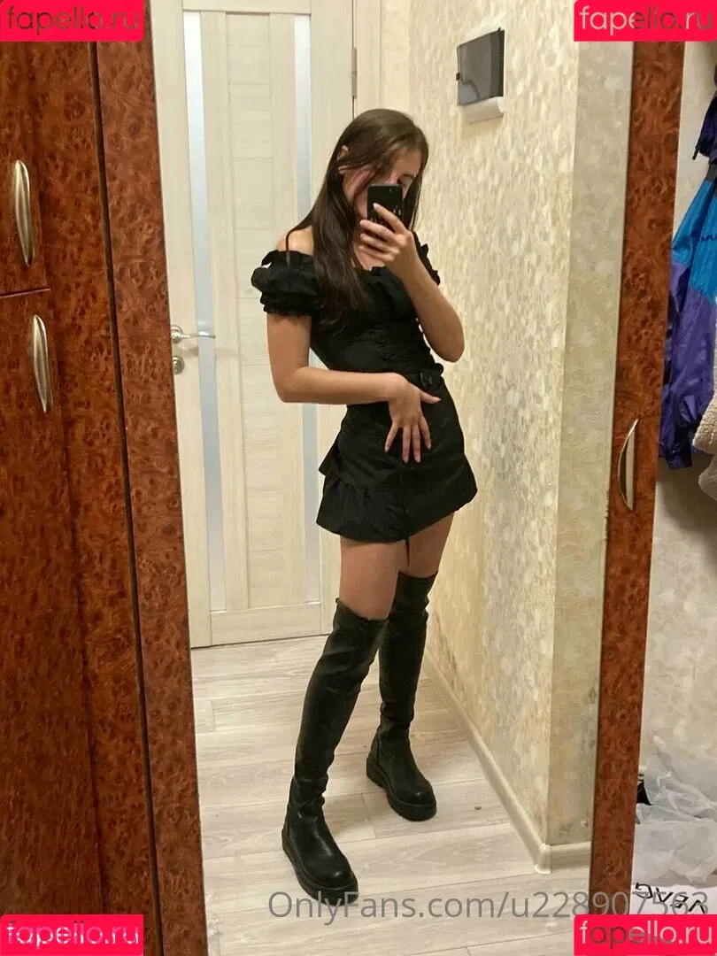baby_cherrry Onlyfans Photo Gallery 