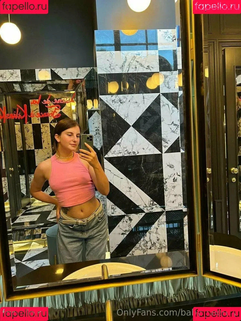 baby_cherrry Onlyfans Photo Gallery 