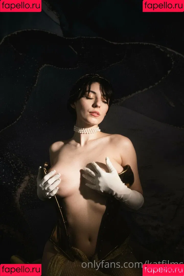 Kat Cabaret Onlyfans Photo Gallery 