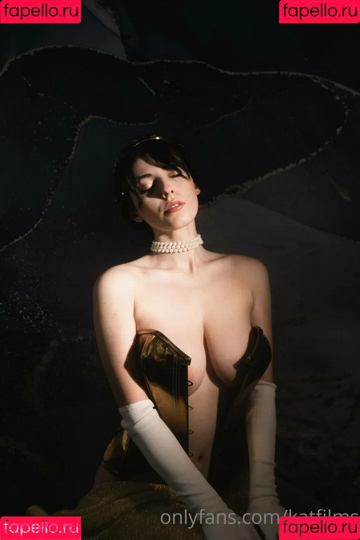 Kat Cabaret Onlyfans Photo Gallery 