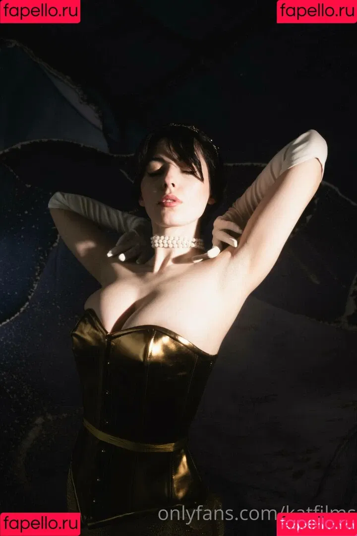 Kat Cabaret Onlyfans Photo Gallery 