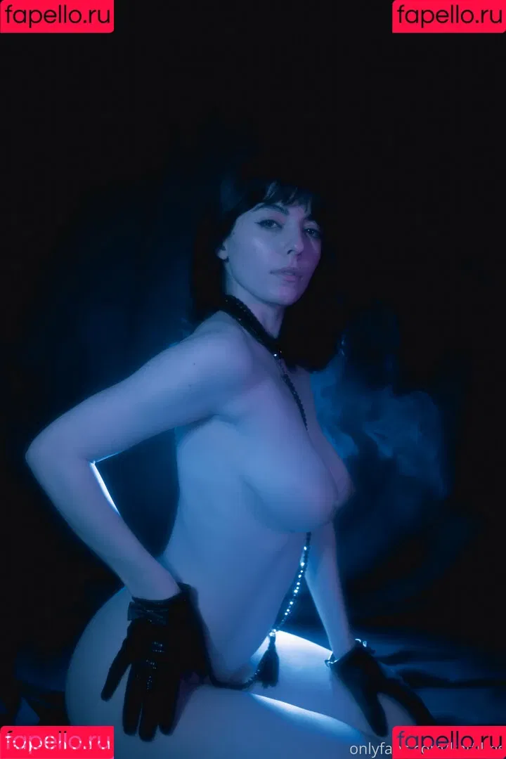 Kat Cabaret Onlyfans Photo Gallery 
