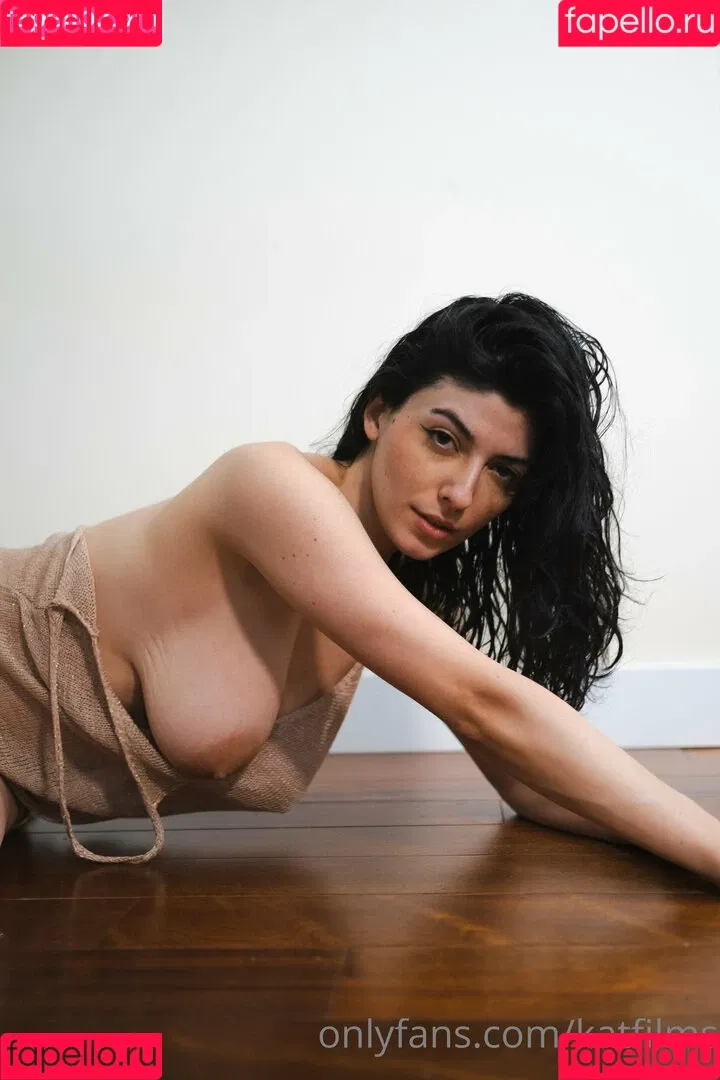 Kat Cabaret Onlyfans Photo Gallery 