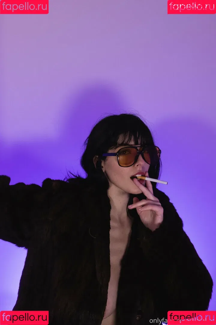 Kat Cabaret Onlyfans Photo Gallery 