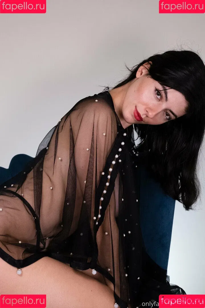 Kat Cabaret Onlyfans Photo Gallery 