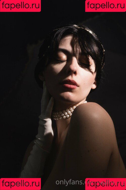 Kat Cabaret Onlyfans Photo Gallery 