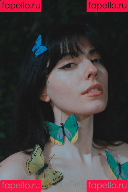 Kat Cabaret Onlyfans Photo Gallery 