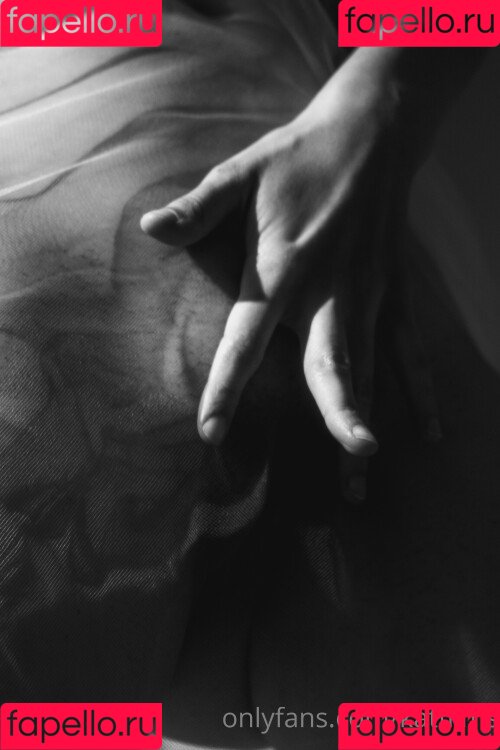 Kat Cabaret Onlyfans Photo Gallery 