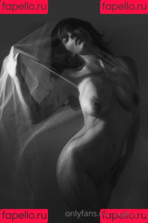 Kat Cabaret Onlyfans Photo Gallery 