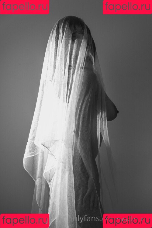 Kat Cabaret Onlyfans Photo Gallery 