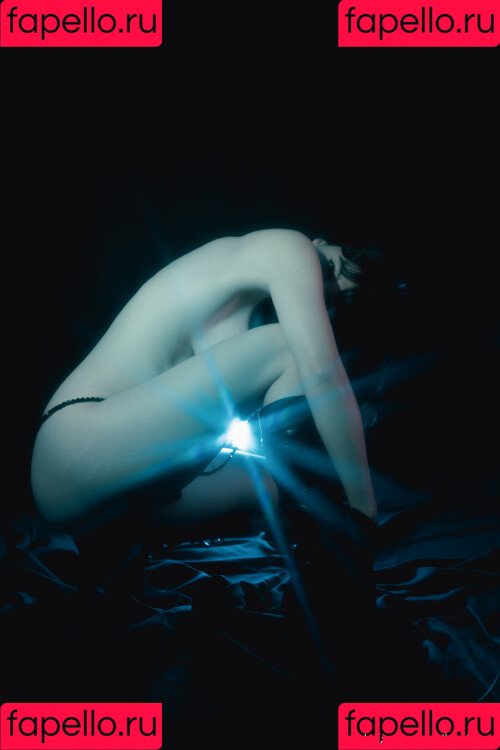 Kat Cabaret Onlyfans Photo Gallery 