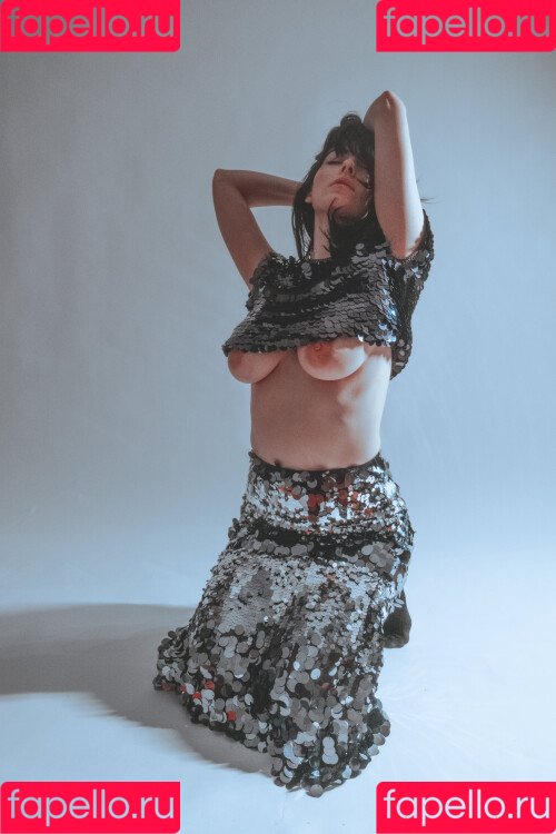 Kat Cabaret Onlyfans Photo Gallery 