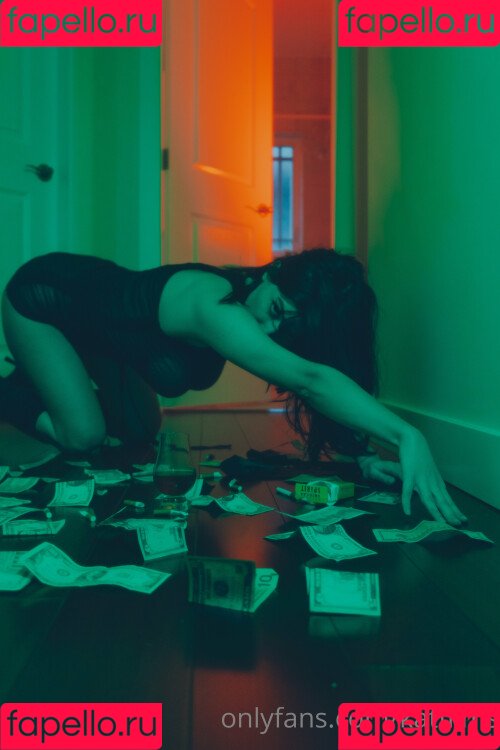 Kat Cabaret Onlyfans Photo Gallery 