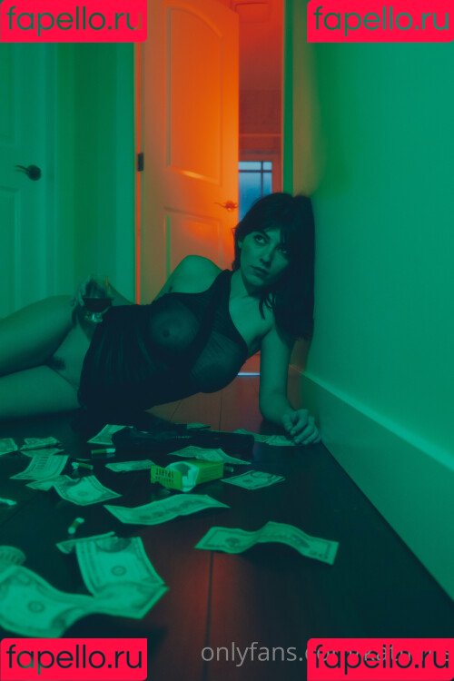 Kat Cabaret Onlyfans Photo Gallery 