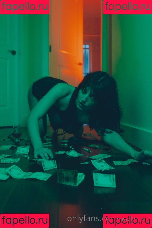 Kat Cabaret Onlyfans Photo Gallery 