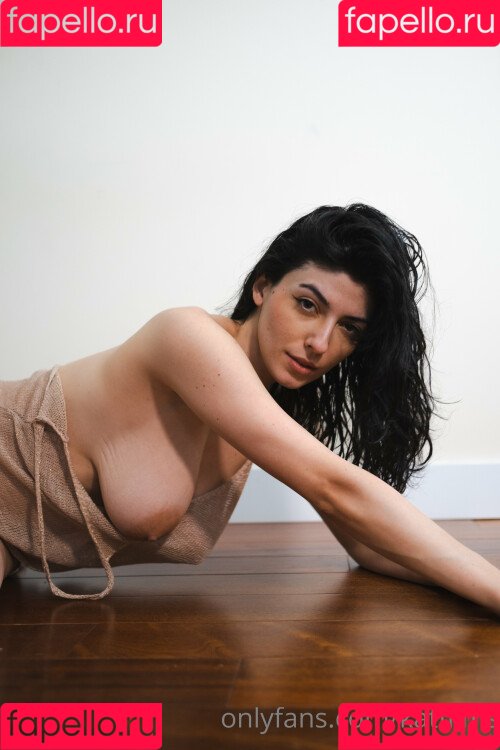 Kat Cabaret Onlyfans Photo Gallery 