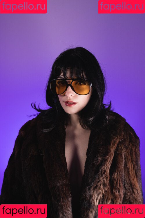 Kat Cabaret Onlyfans Photo Gallery 