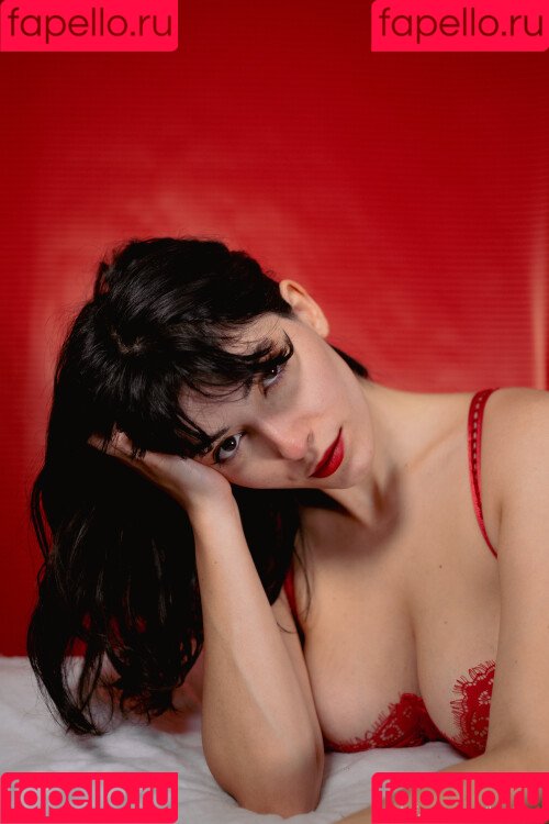 Kat Cabaret Onlyfans Photo Gallery 