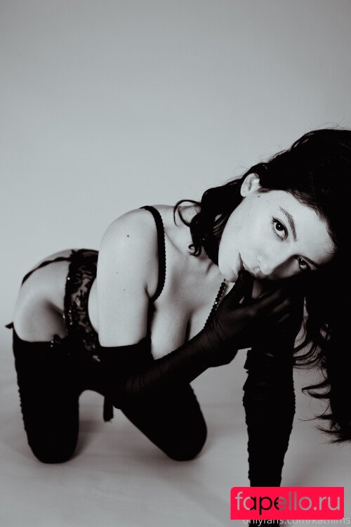 Kat Cabaret Onlyfans Photo Gallery 