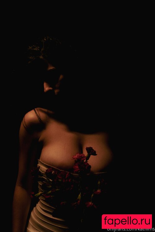 Kat Cabaret Onlyfans Photo Gallery 