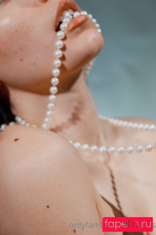 Kat Cabaret Onlyfans Photo Gallery 