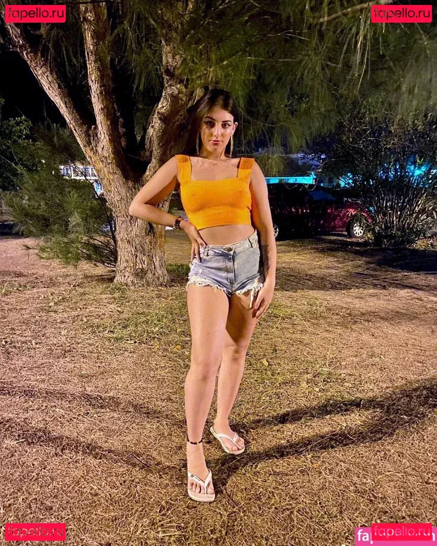 feehsantuuhs Onlyfans Photo Gallery 