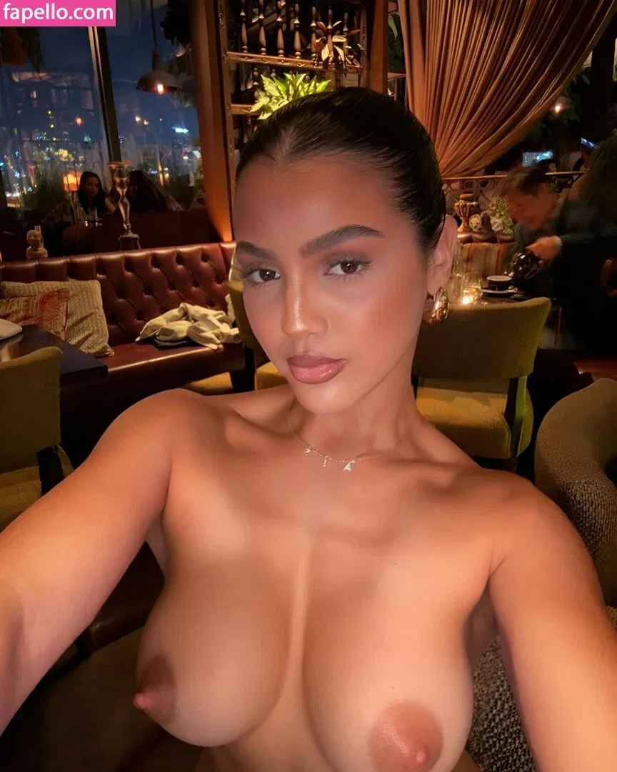Nourhene Hocini Onlyfans Photo Gallery 