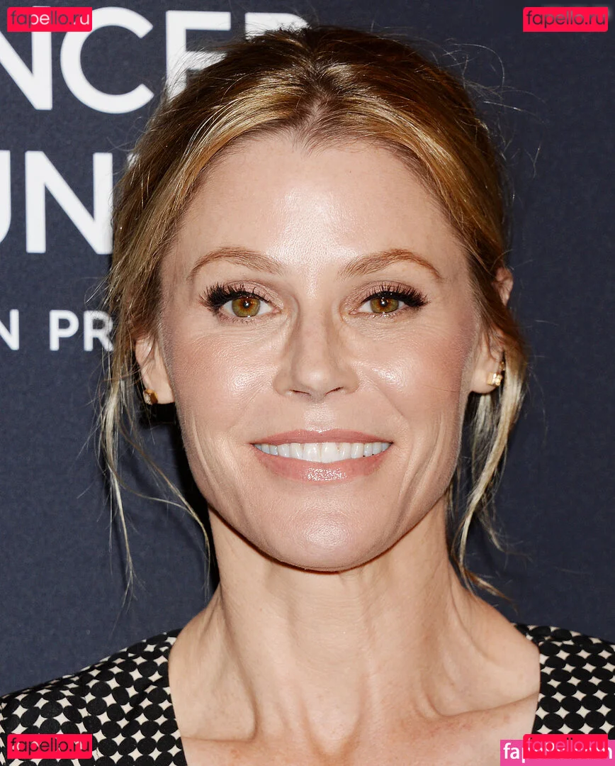 Julie Bowen Onlyfans Photo Gallery 