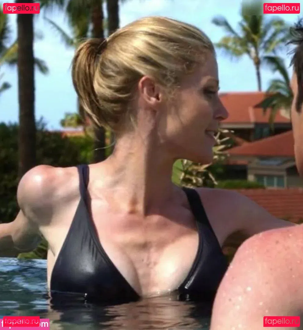 Julie Bowen Onlyfans Photo Gallery 