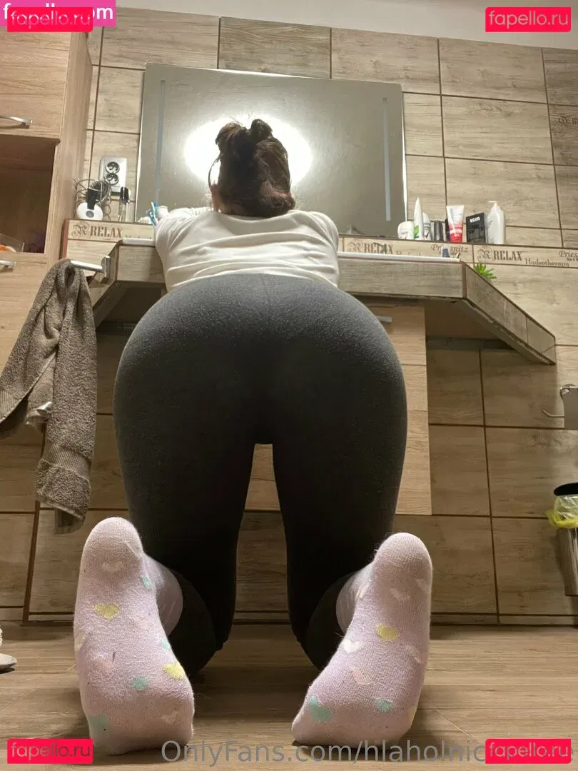 hlaholnicekfree Onlyfans Photo Gallery 
