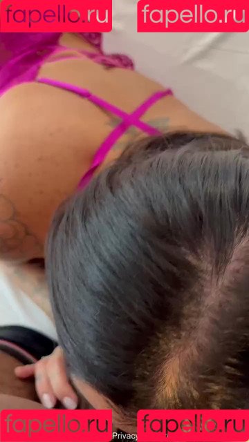 Karol Rosalin Onlyfans Photo Gallery 