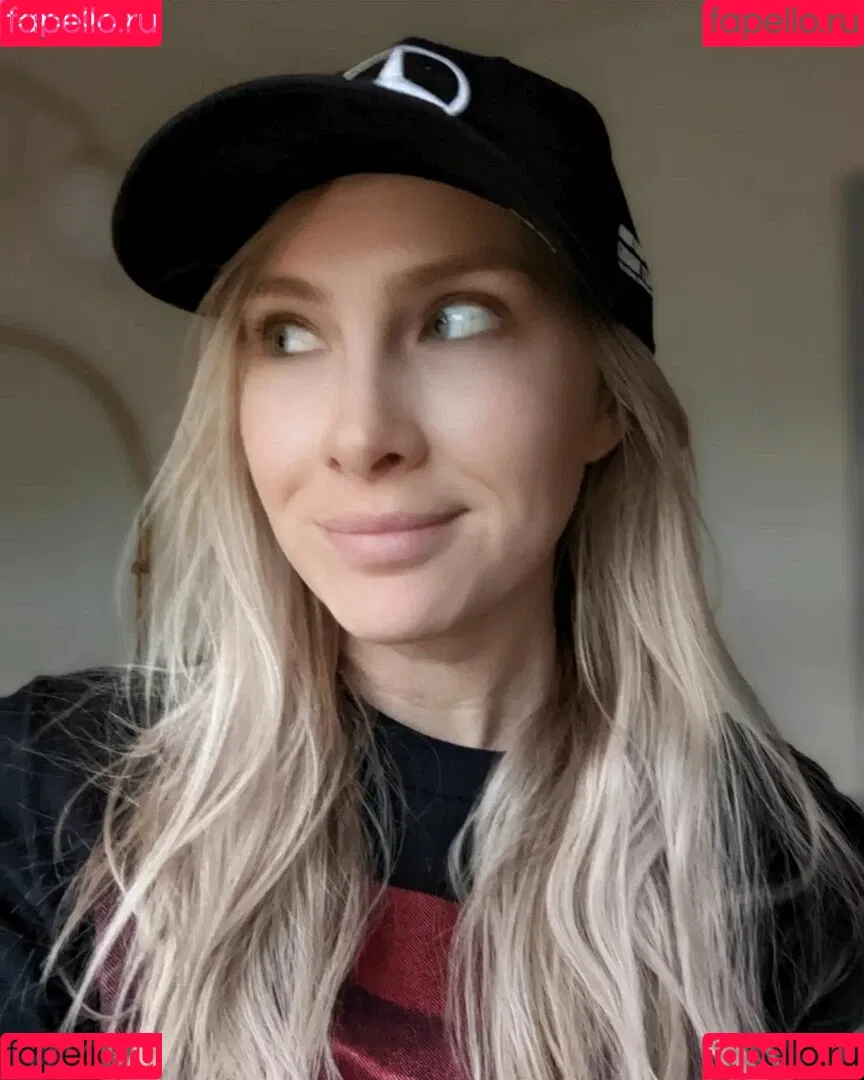 Mallory Moore Onlyfans Photo Gallery 