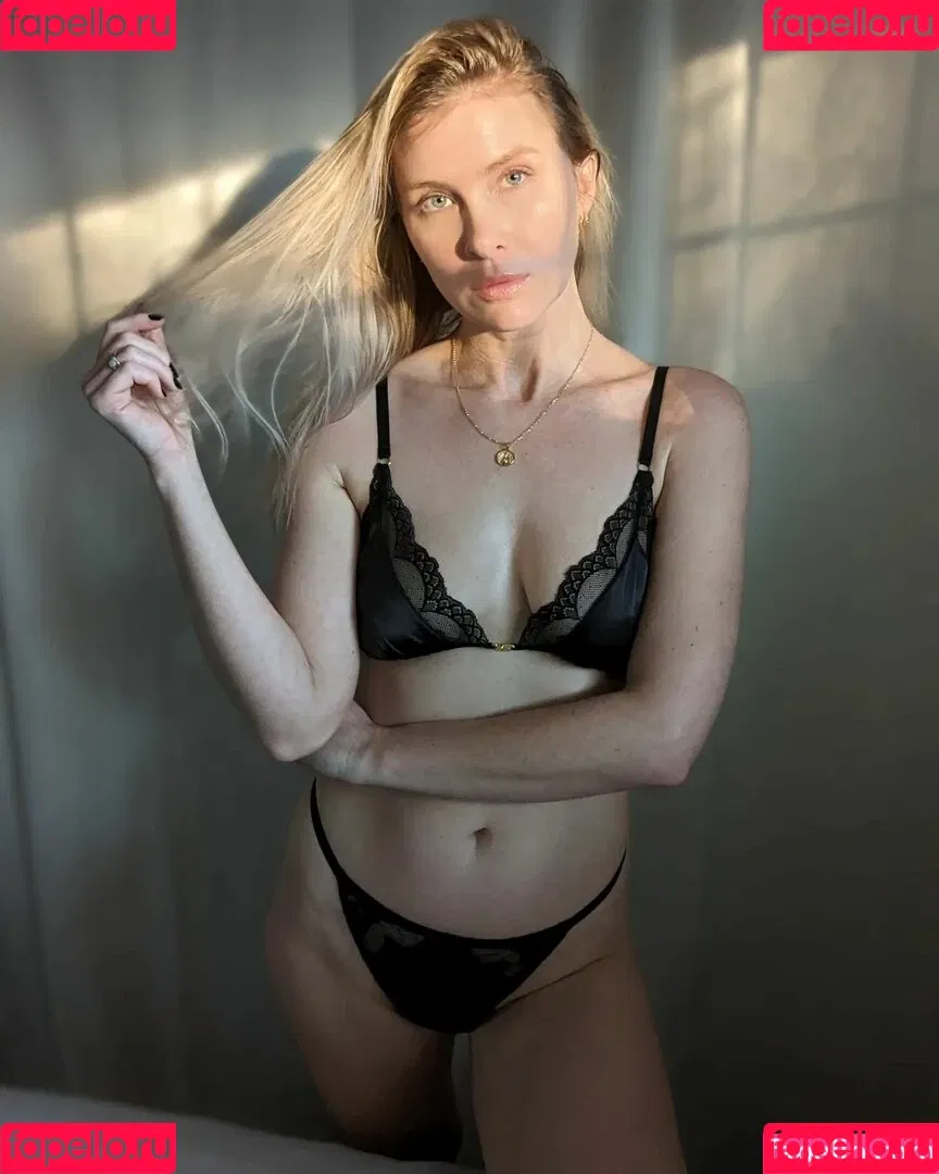 Mallory Moore Onlyfans Photo Gallery 