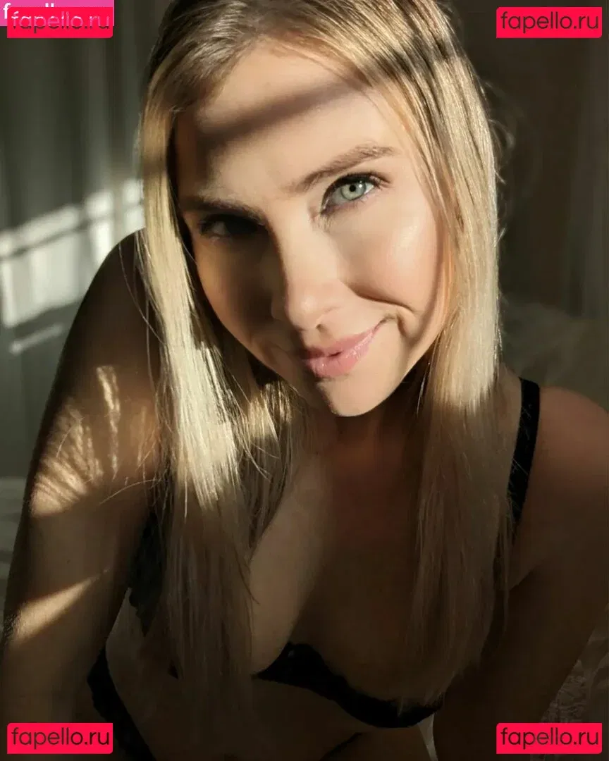 Mallory Moore Onlyfans Photo Gallery 