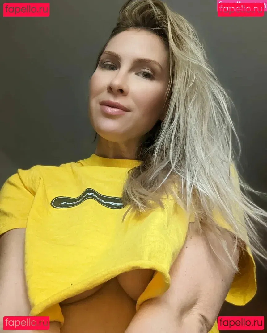 Mallory Moore Onlyfans Photo Gallery 