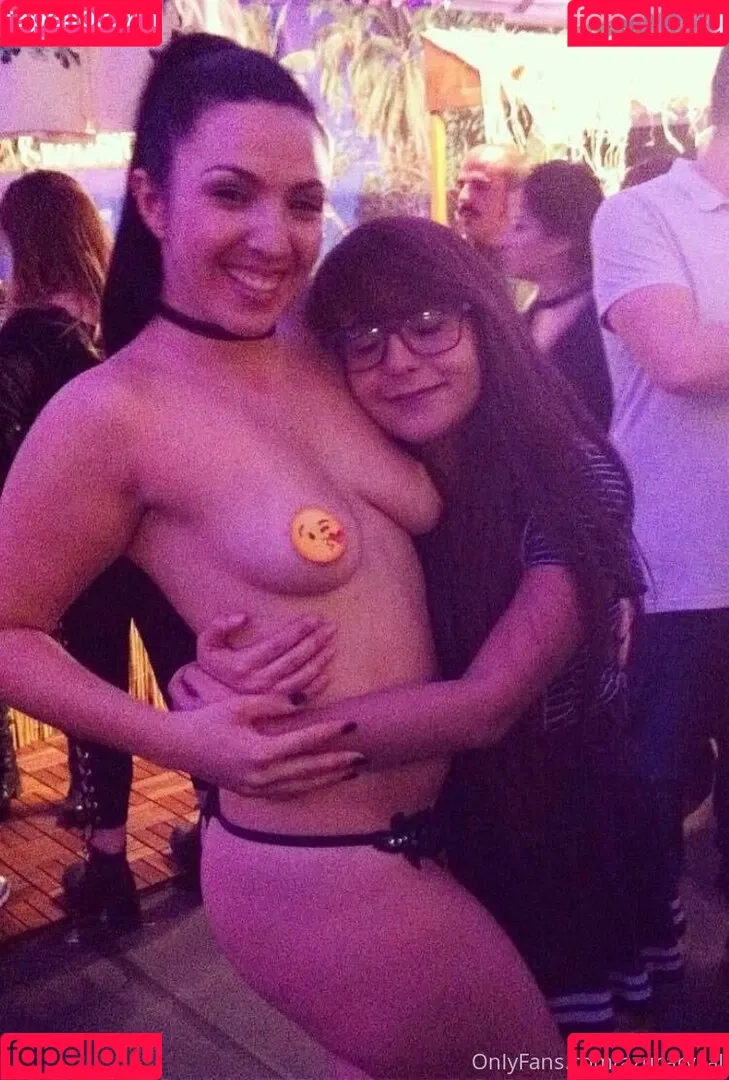 Azucarysal Onlyfans Photo Gallery 
