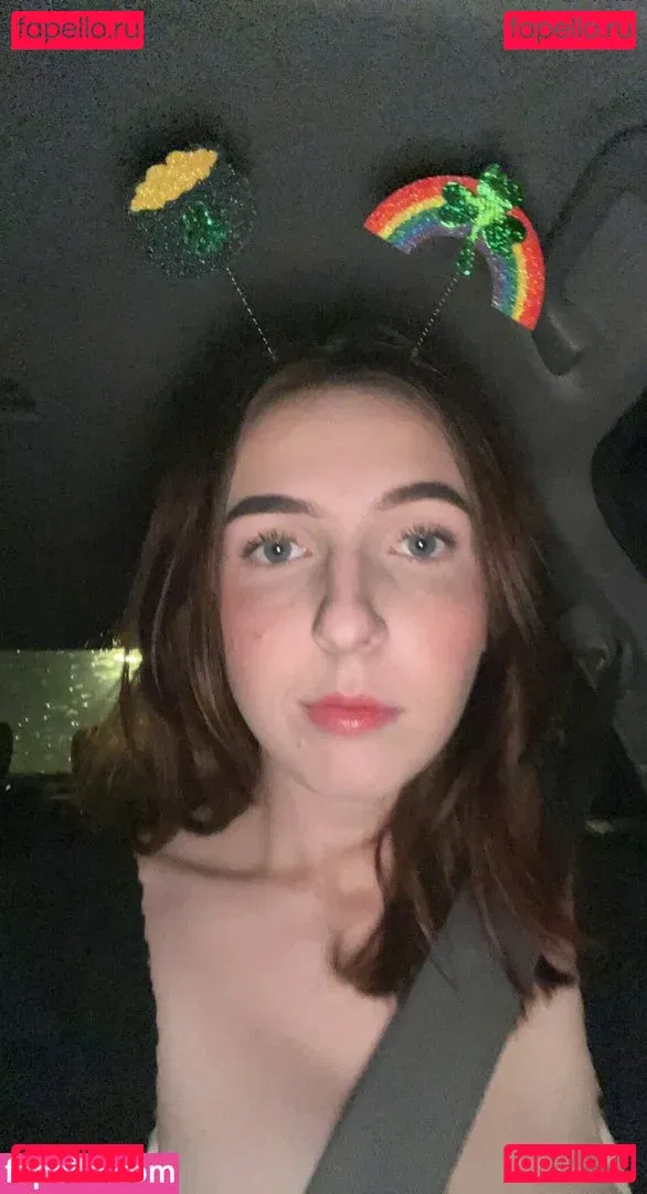 mxssmiaa Onlyfans Photo Gallery 