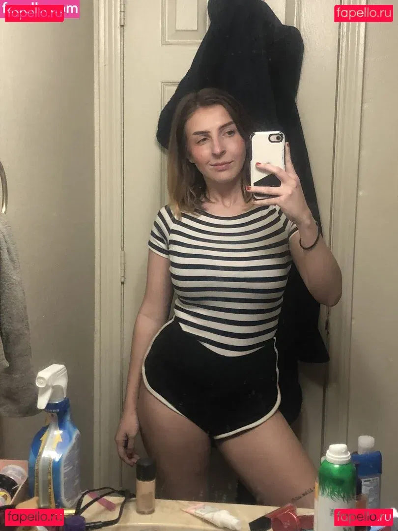 mxssmiaa Onlyfans Photo Gallery 