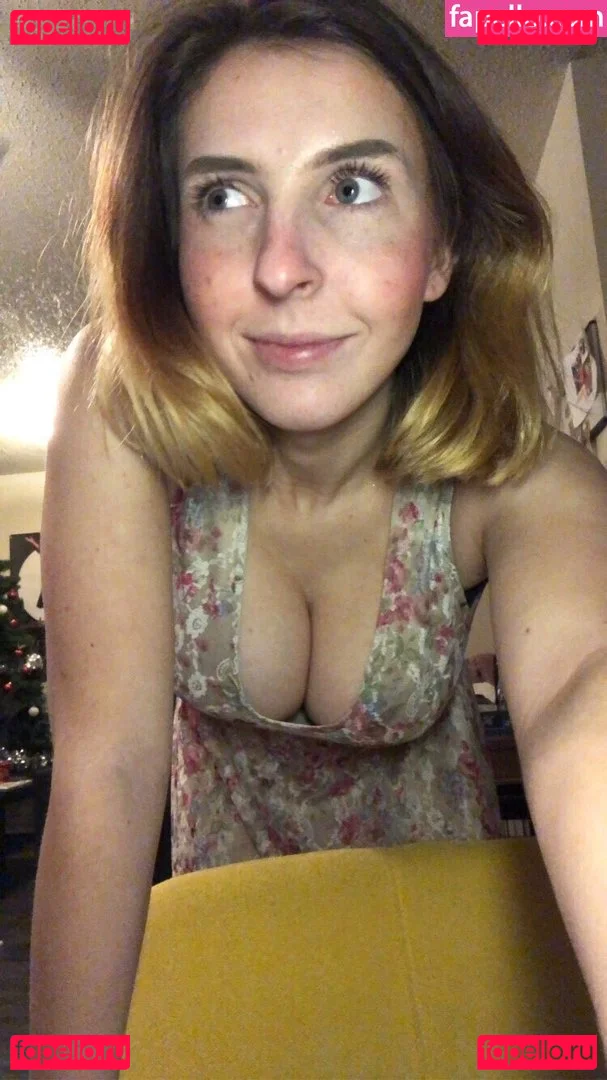 mxssmiaa Onlyfans Photo Gallery 