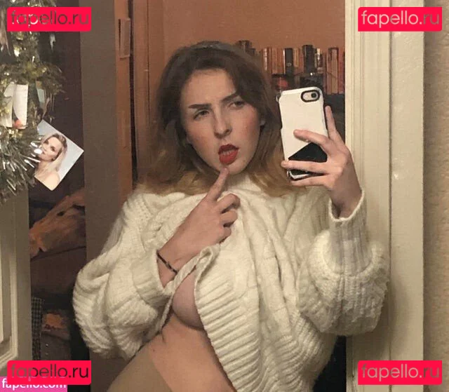 mxssmiaa Onlyfans Photo Gallery 