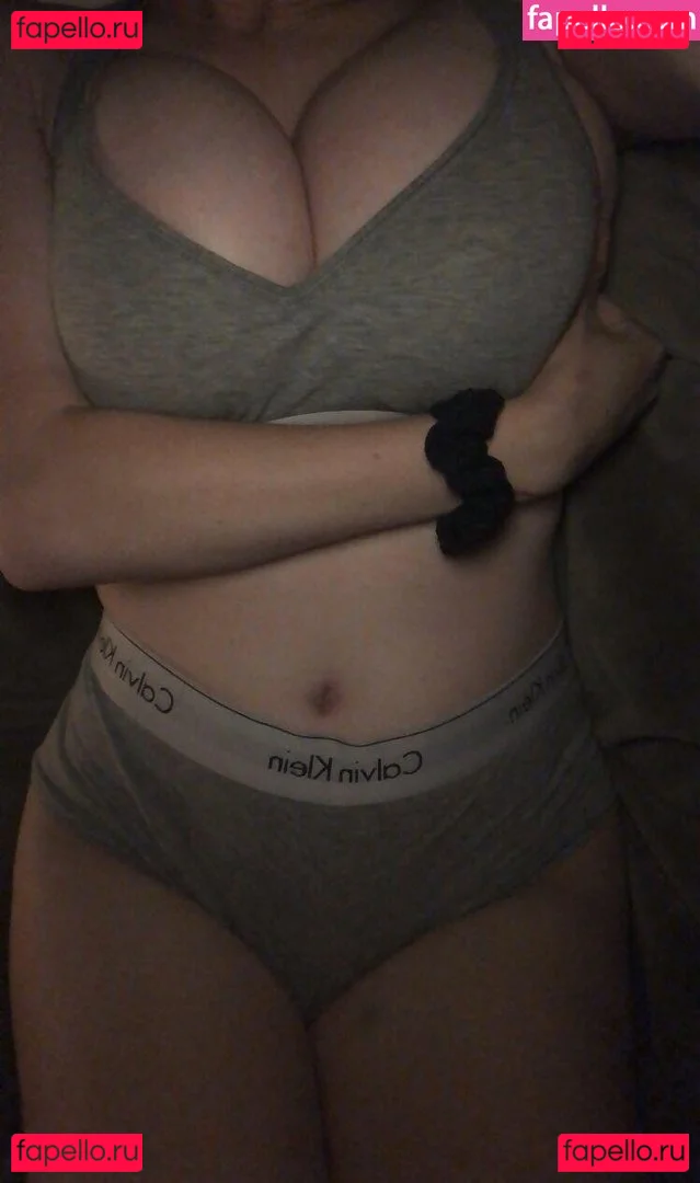 mxssmiaa Onlyfans Photo Gallery 