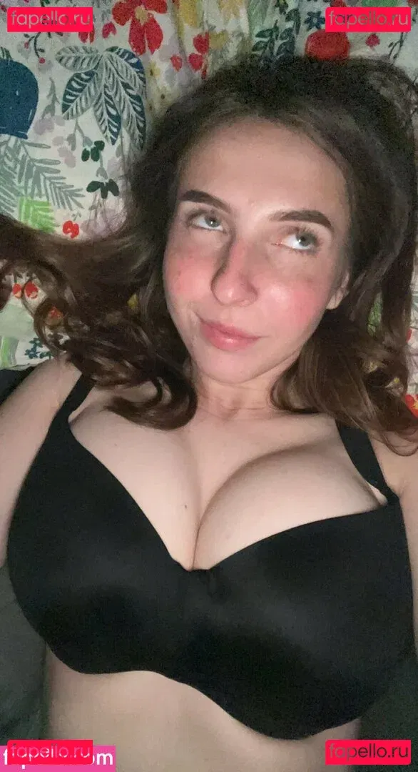 mxssmiaa Onlyfans Photo Gallery 