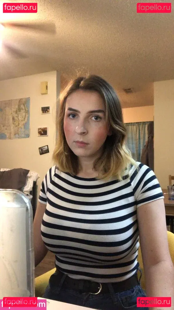 mxssmiaa Onlyfans Photo Gallery 