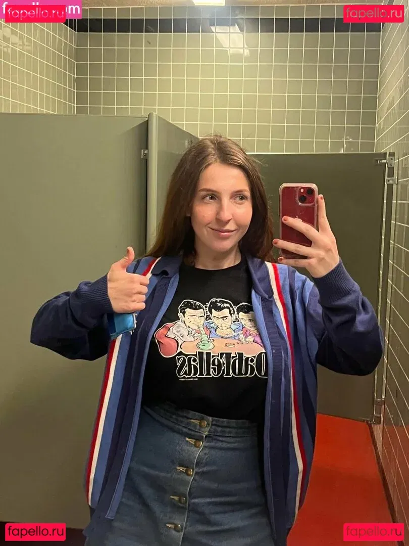 mxssmiaa Onlyfans Photo Gallery 