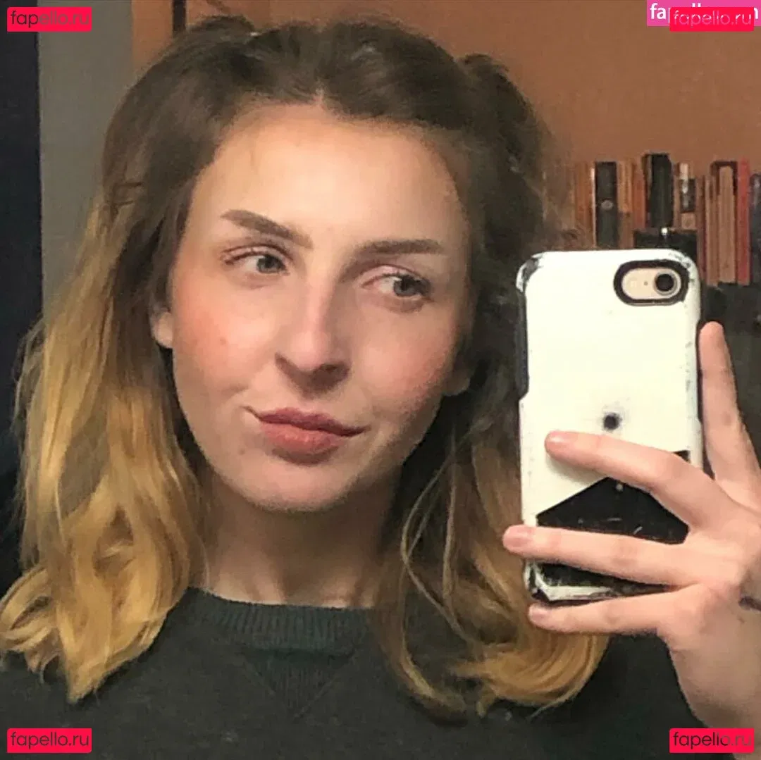 mxssmiaa Onlyfans Photo Gallery 