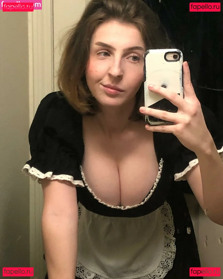 mxssmiaa Onlyfans Photo Gallery 