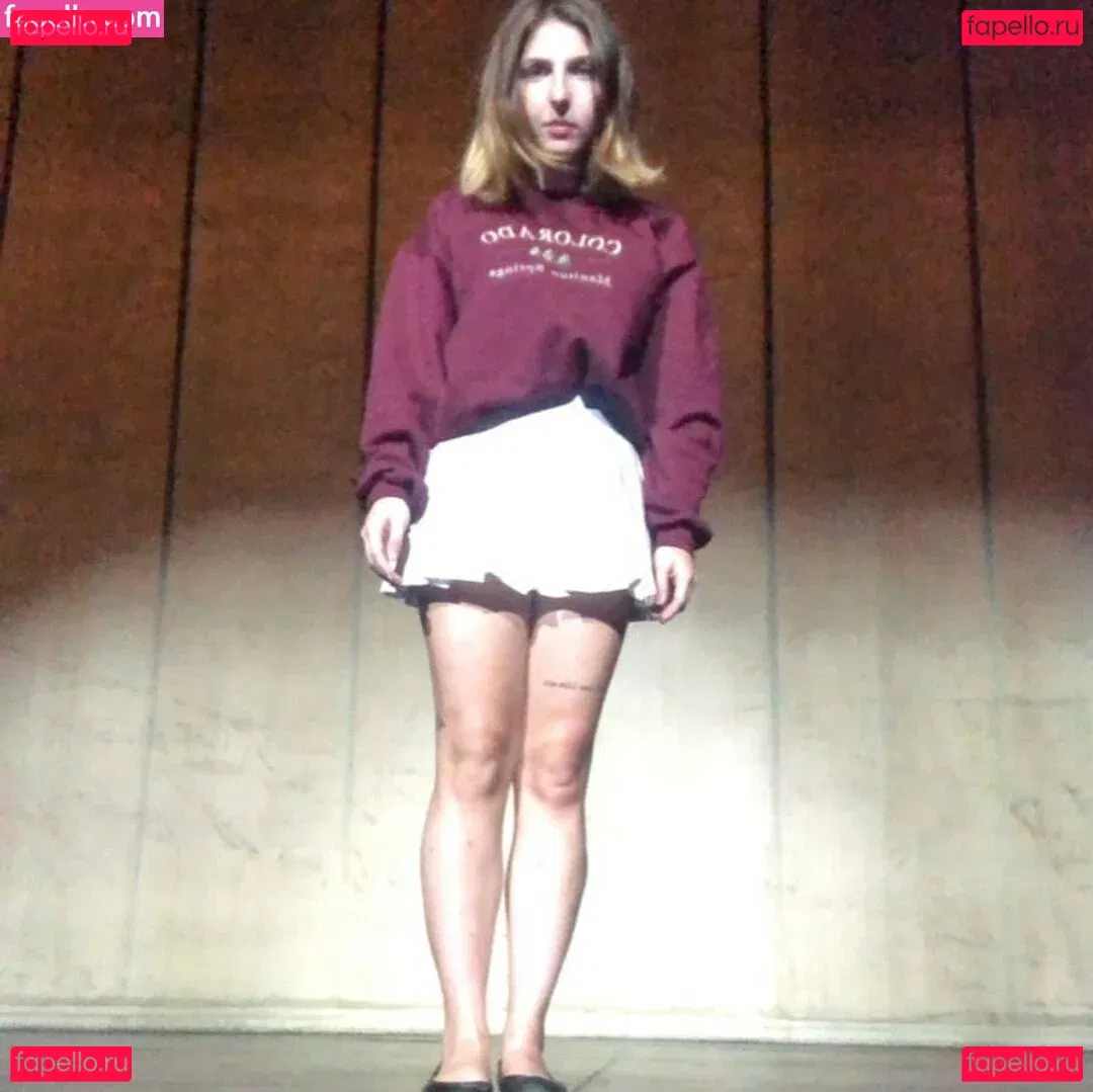 mxssmiaa Onlyfans Photo Gallery 